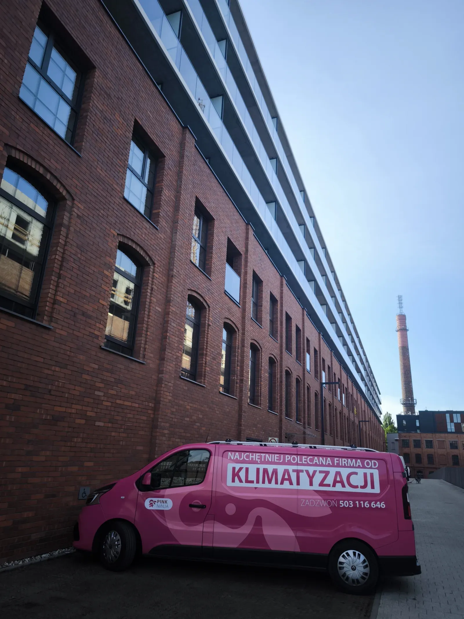 Klimatyzacja w lofcie — Widzewska Manufaktura w Łodzi — zdjęcie 1